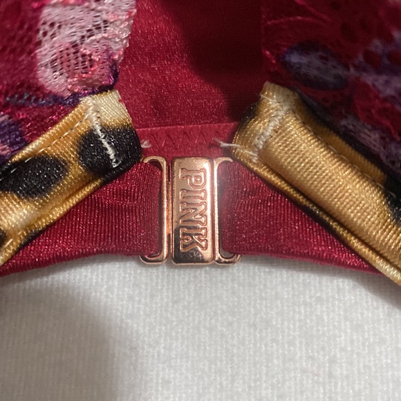 Valentines' Day!!! PINK by Victoria Secrets Push Up Bra Size 34C - Picture 2 of 4